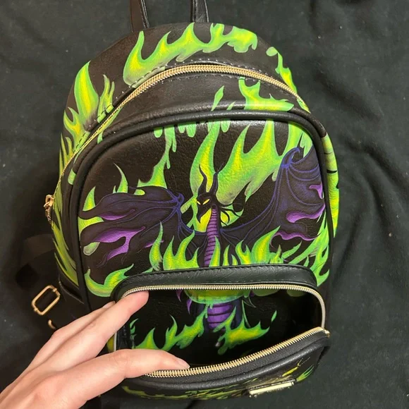 Maleficent mini backpack - Picture 4 of 4